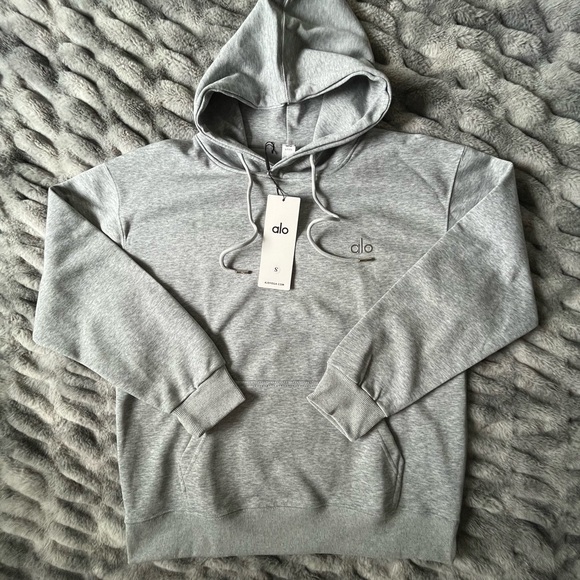 ALO Yoga Sweaters - Alo Yoga Grey Hoodie – Size Small 🤍 (NWT)